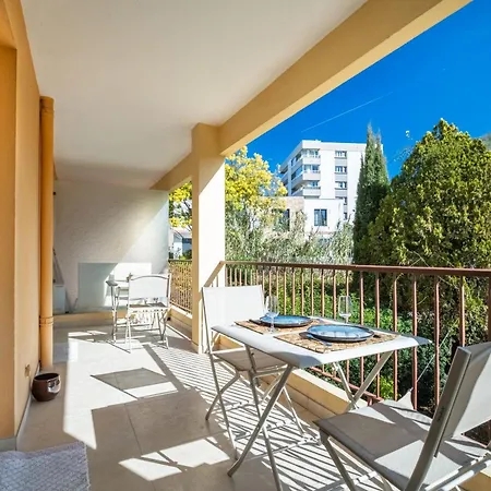 Apartman Pause Ensoleillee